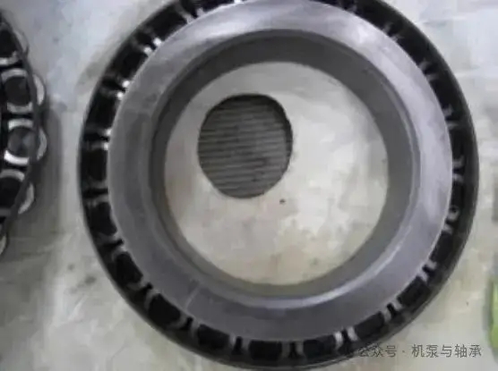 軸承驗(yàn)收印記之發(fā)灰/發(fā)暗，疑是“二手軸承” 