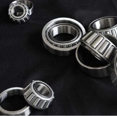 提高等截面薄壁軸承載荷能力的核心方法是什么？