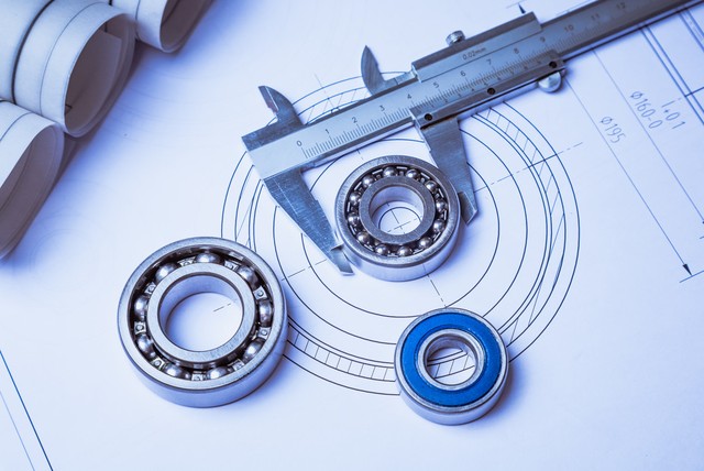 角接觸球軸承的預(yù)負(fù)荷應(yīng)該加多大？